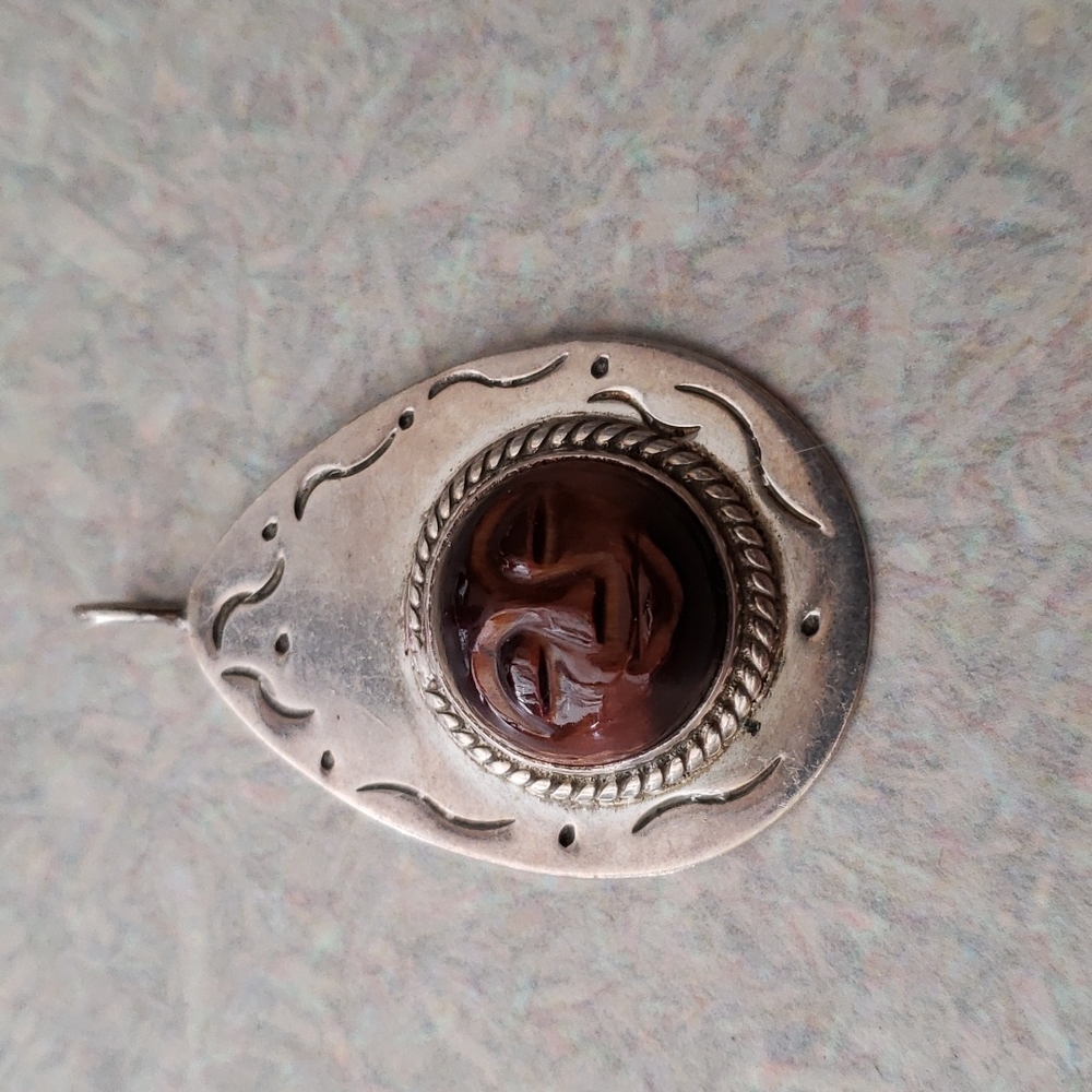 Vintage sterling silver carved tiger face pendant